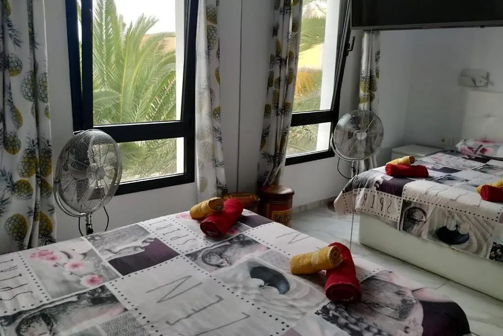 Appartement Agreable Amaya Vue Sur Piscine Costa De Antigua 0*,  Spain